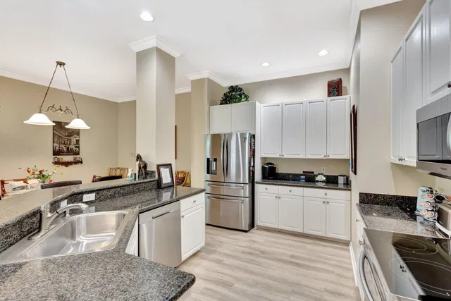 Shady Oaks Residence photo 5