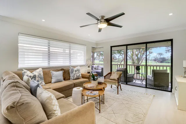PGA National Palm Beach Gardens Residence photo 15