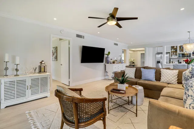 PGA National Palm Beach Gardens Residence photo 21
