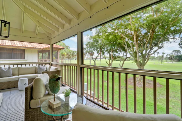 PGA National Palm Beach Gardens Residence photo 44