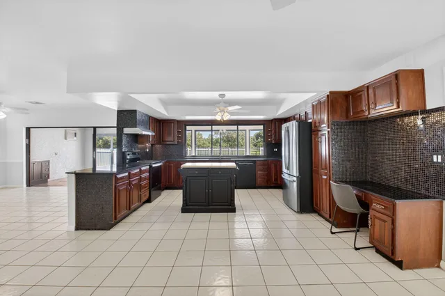 Residence photo 18
