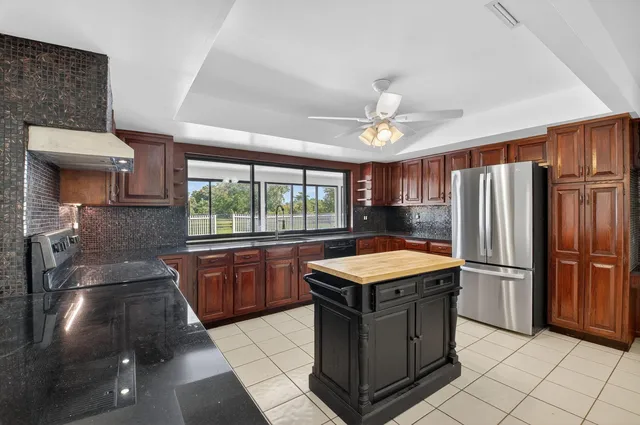 Residence photo 20