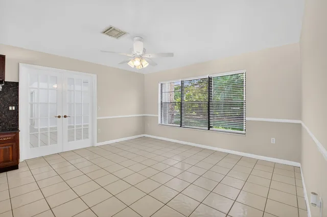 Residence photo 27