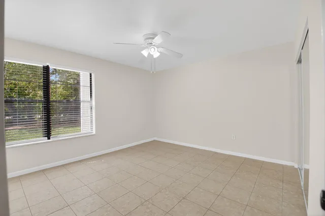 Residence photo 38