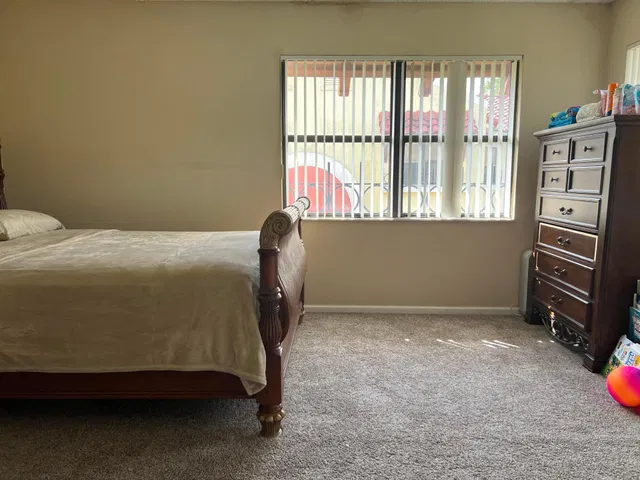 Residence photo 13