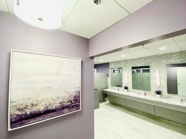 Unit 418 photo 37
