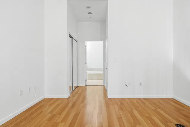 One City Plaza Unit 425 photo 12