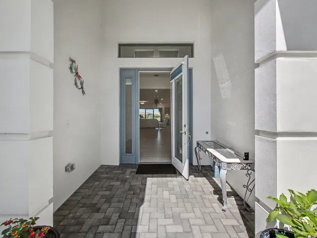  Residence photo 10