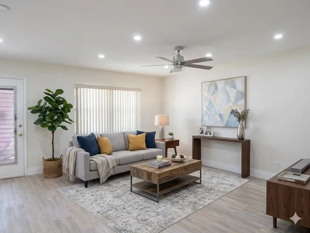 Residence photo 2