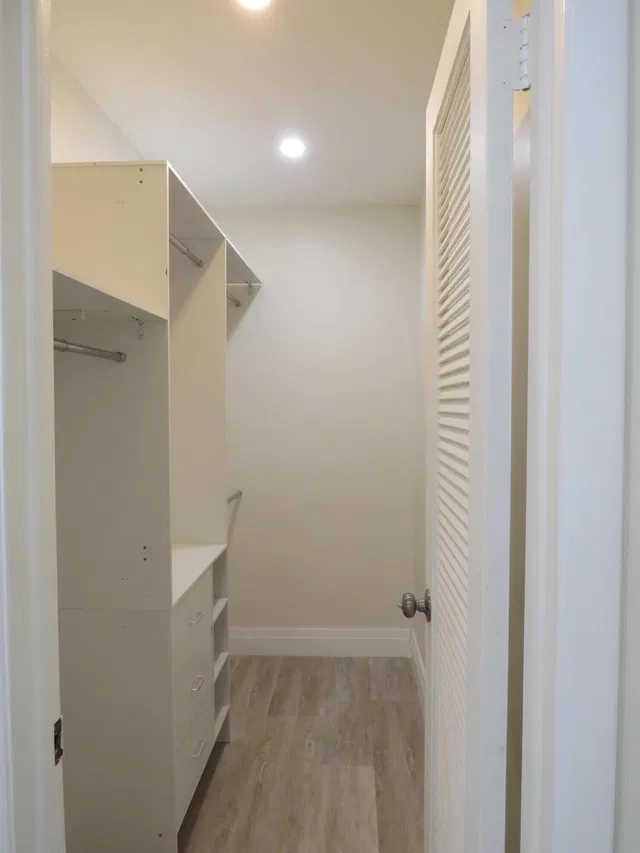 Residence photo 15