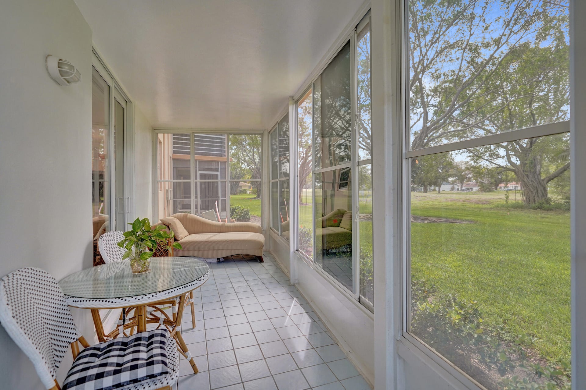 Unit 116 photo 45