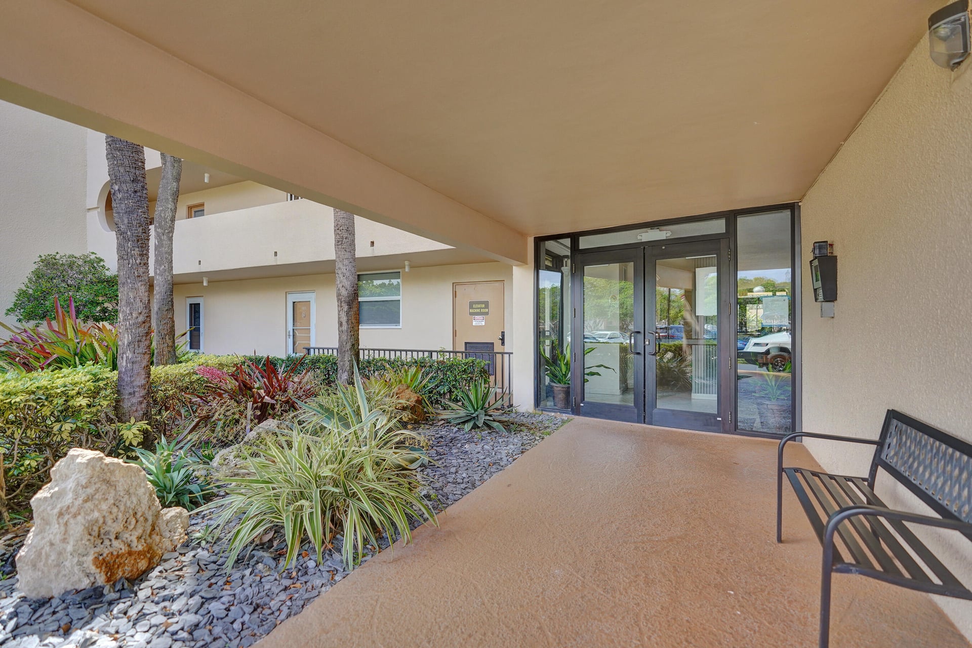 Unit 116 photo 57