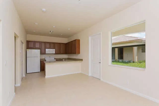 Residence photo 28