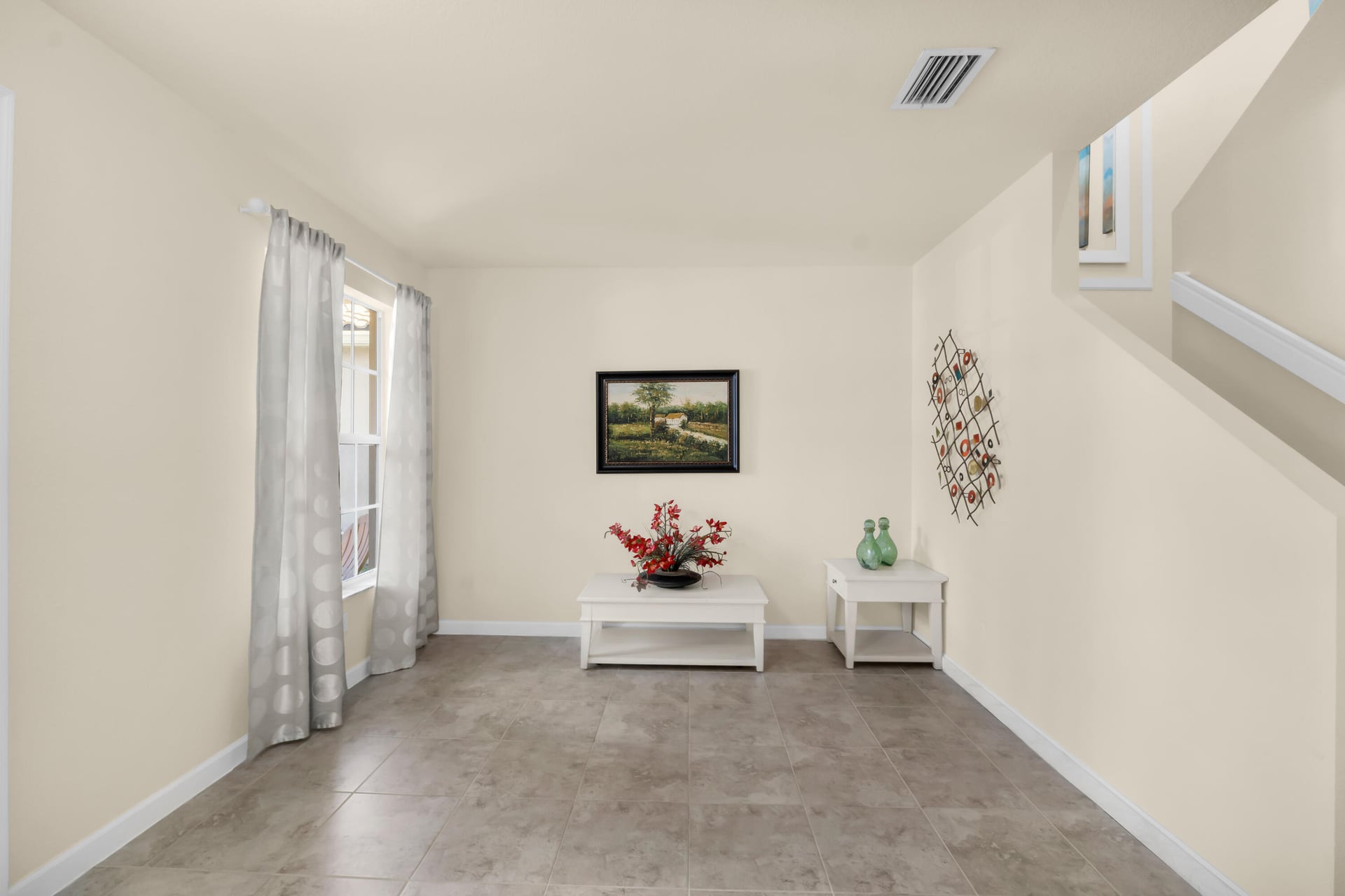 Residence photo 6