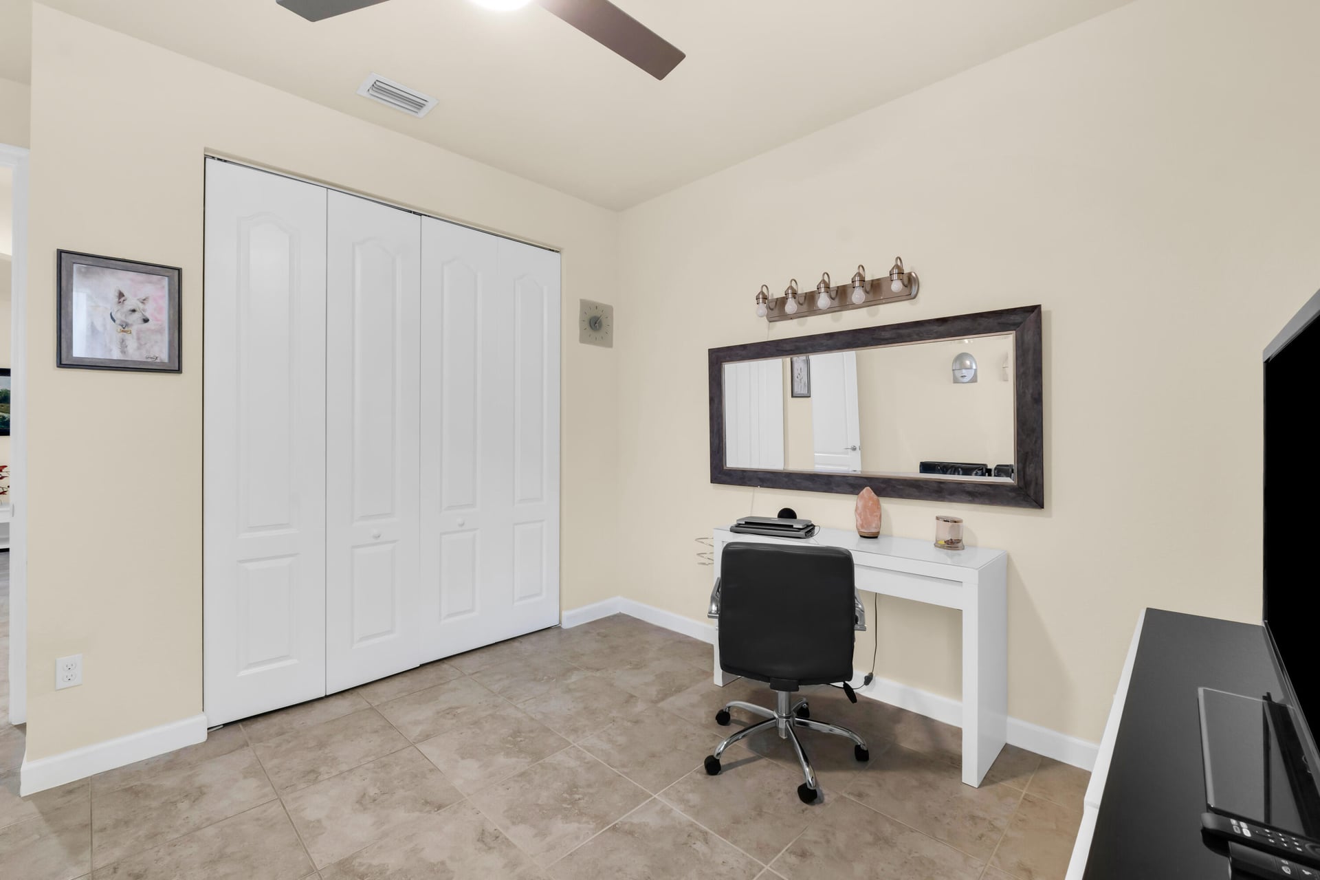 Residence photo 15