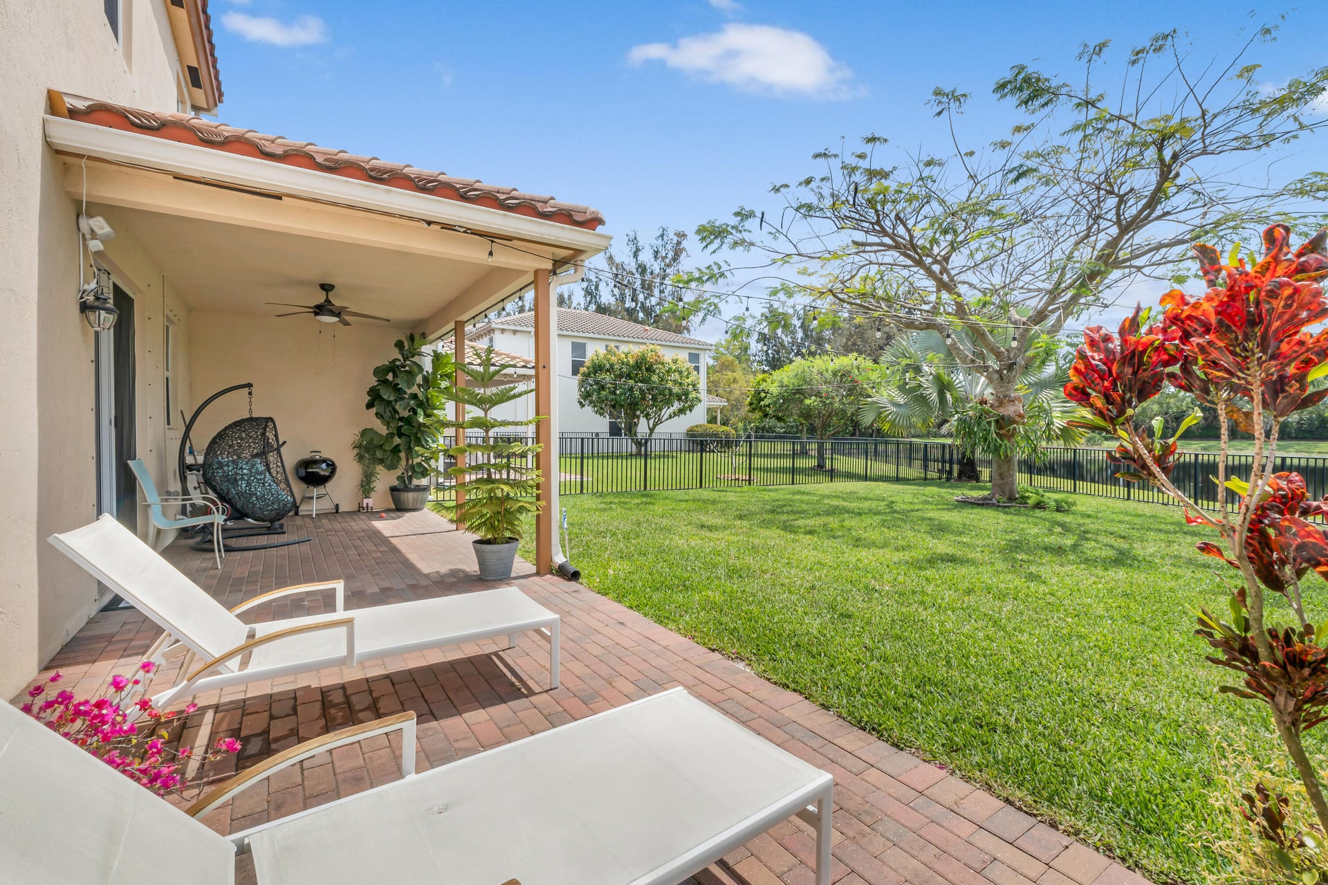 Residence photo 19