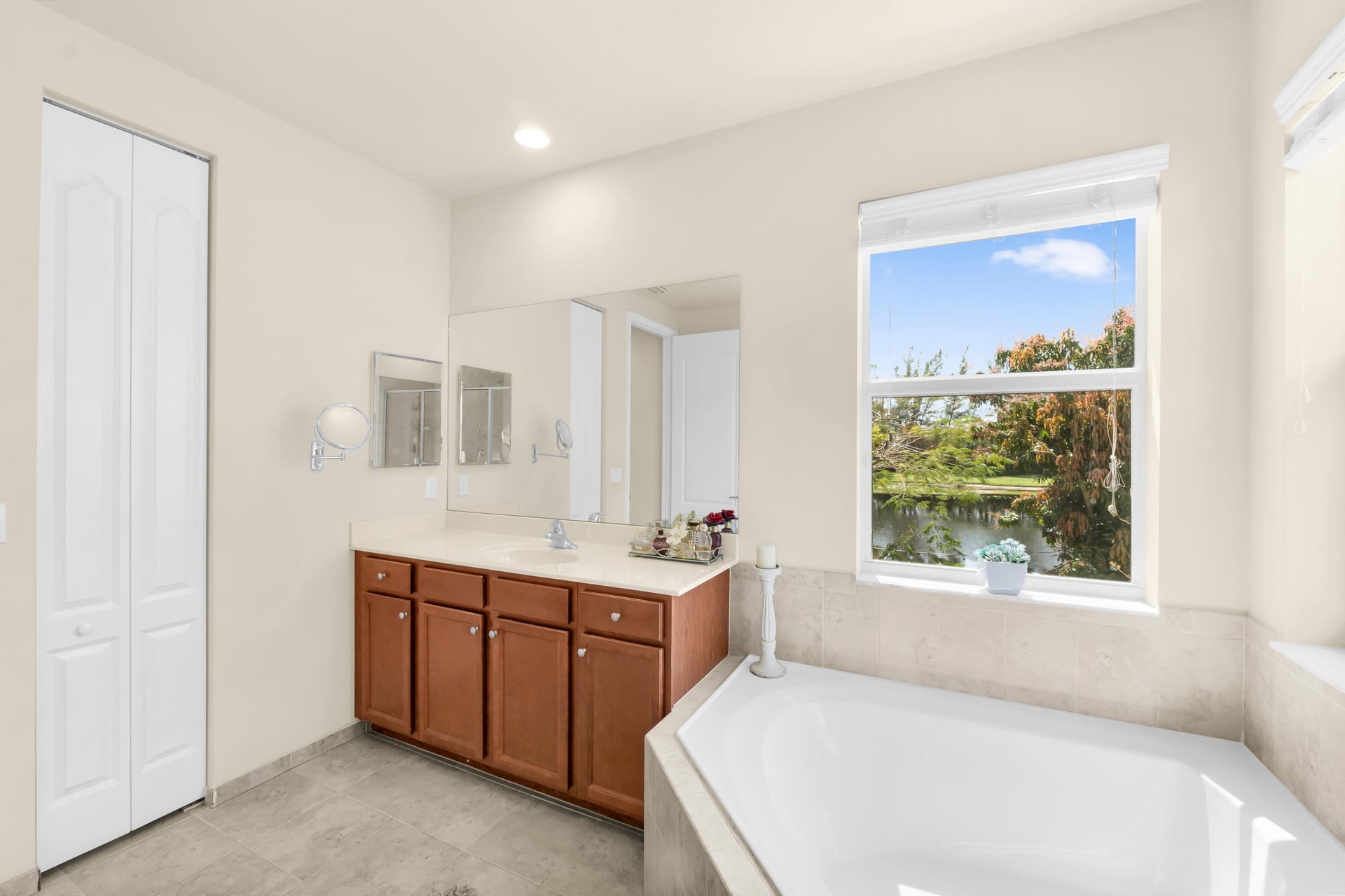 Residence photo 26