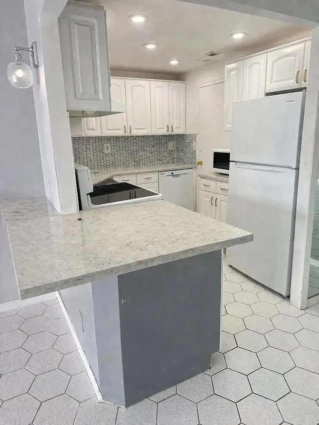 2600 N Flagler Unit 301 photo 8