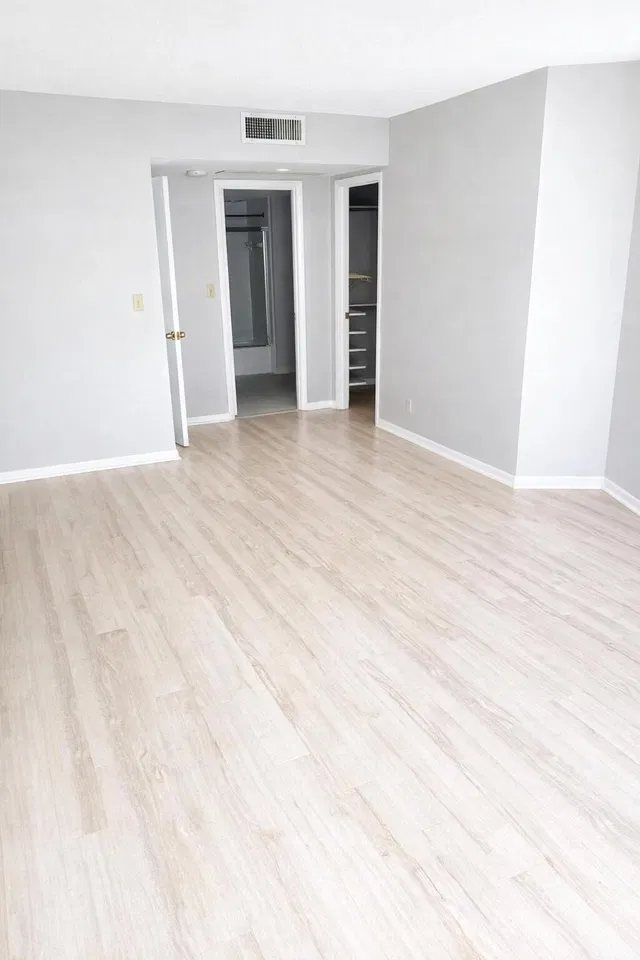 2600 N Flagler Unit 301 photo 16