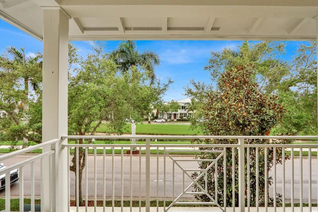 Mallory Creek Abacoa Residence photo 22