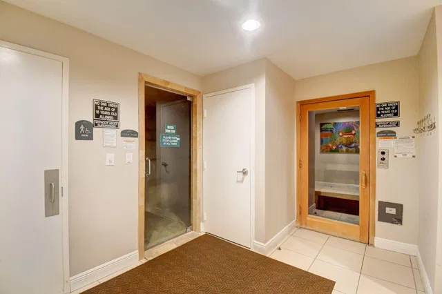 610 Clematis Unit 608 photo 38