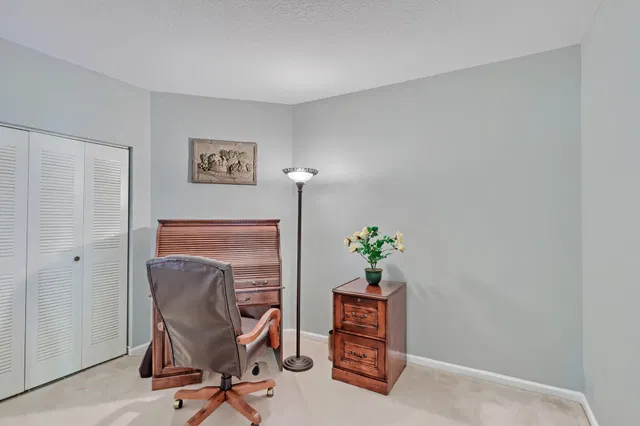 Unit 305 photo 38