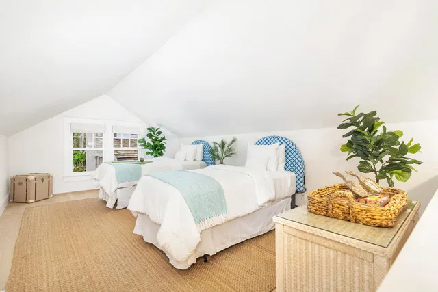 Residence photo 22