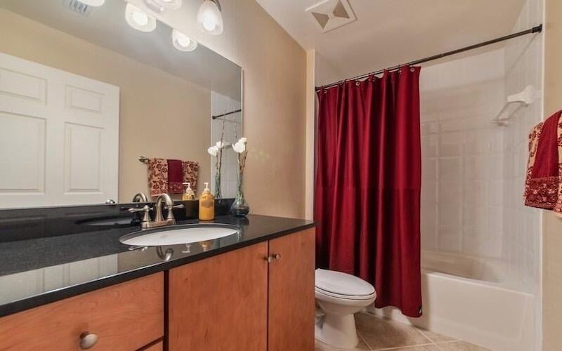The Montecito Unit Lp4 photo 9