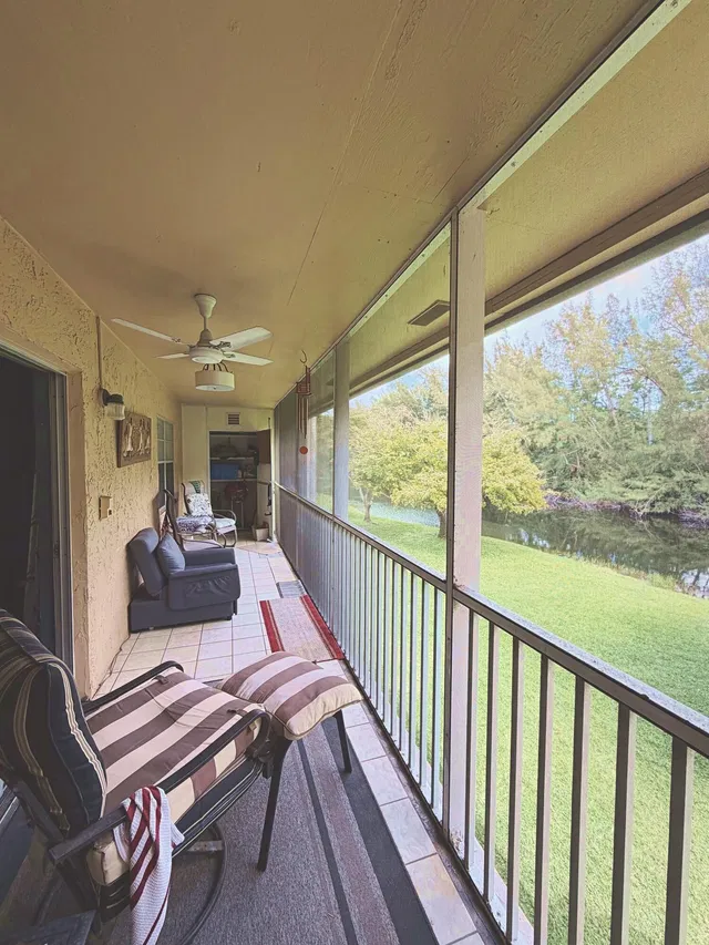 Unit Apt 233 photo 9