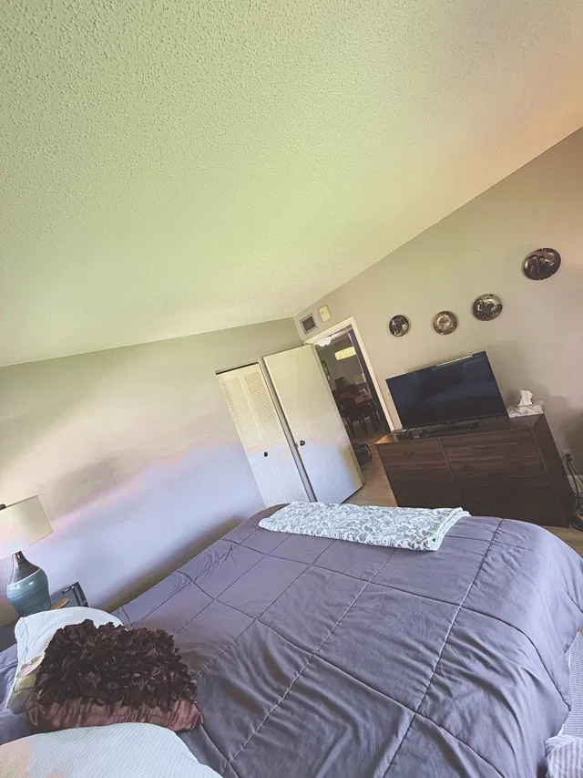 Unit Apt 233 photo 25