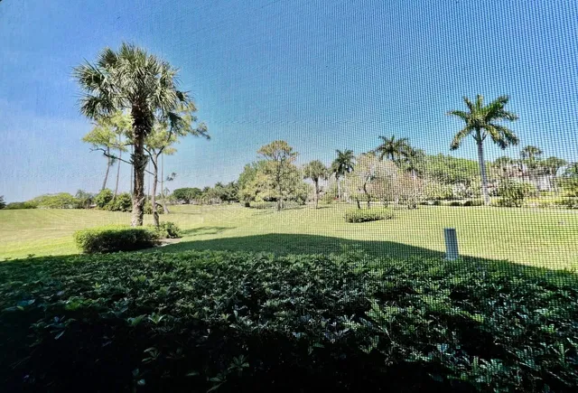 Unit 105 photo 8