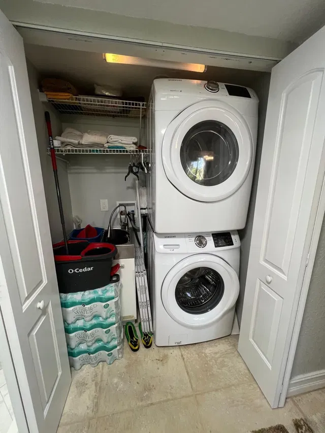 Unit 105 photo 24