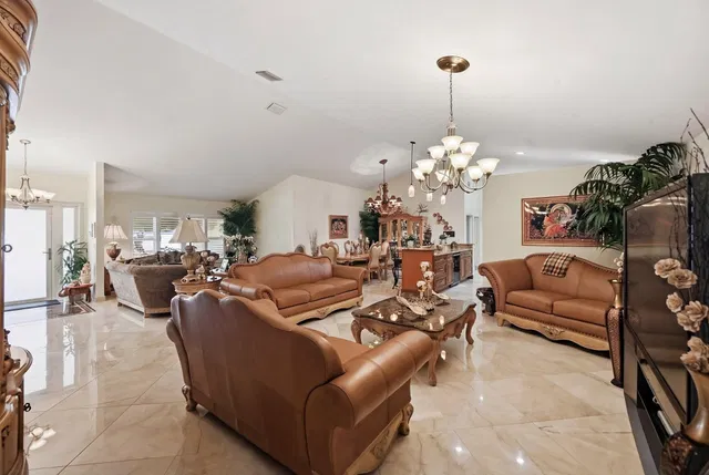  Residence photo 11