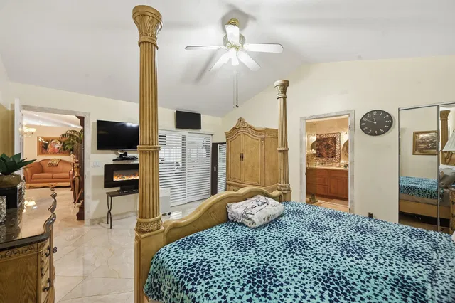  Residence photo 24