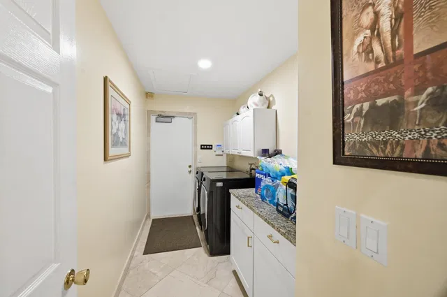  Residence photo 28