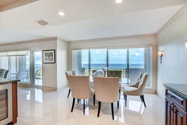 Sea Ranch Club of Boca Unit 607 photo 4