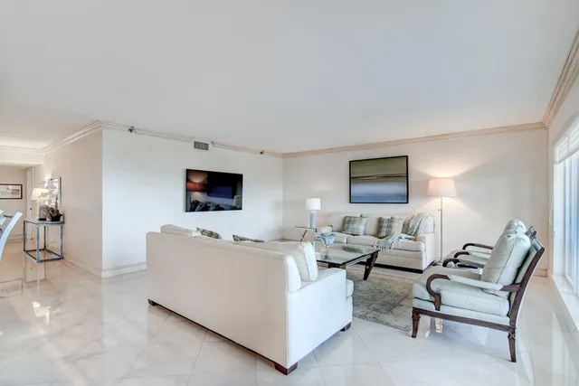 Sea Ranch Club of Boca Unit 607 photo 14