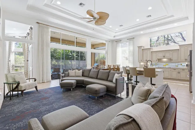 Mirasol Country Club Residence photo 24