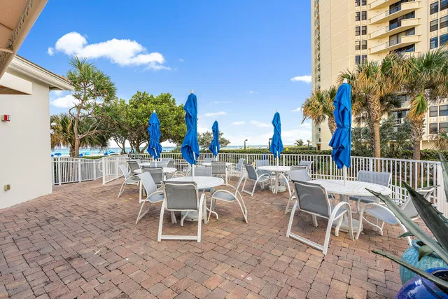 Singer Island Unit 17d photo 18