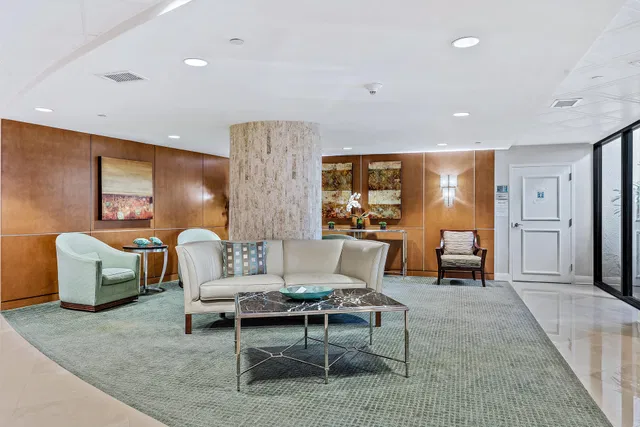 Singer Island Unit 17d photo 26