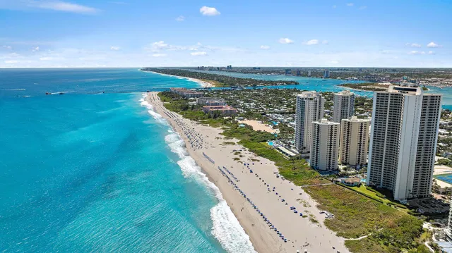 Singer Island Unit 17d photo 32