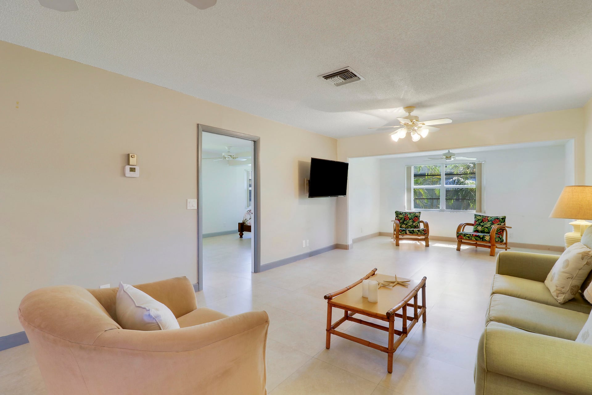  Residence photo 11