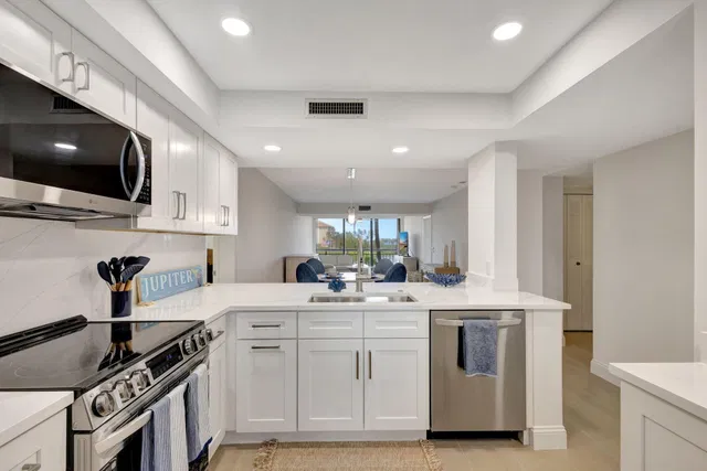  Unit 202 photo 5