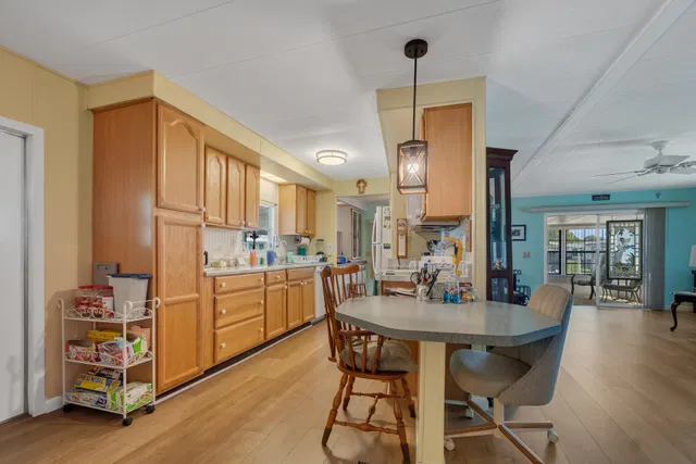 Residence photo 6
