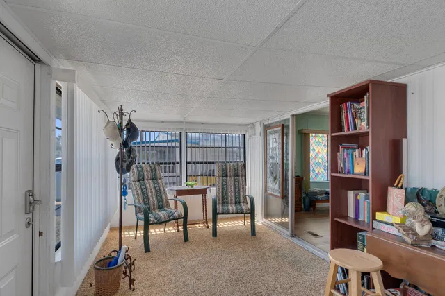 Residence photo 23