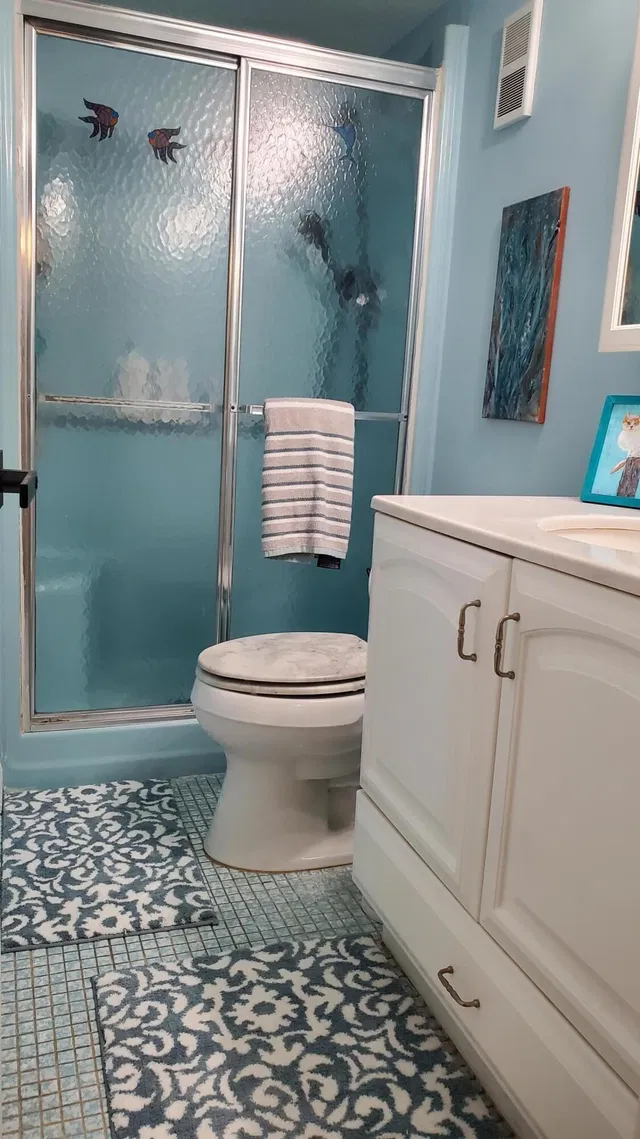 Unit 209 photo 14