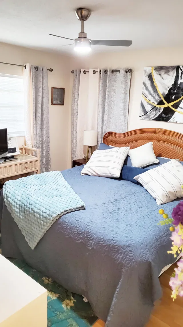 Unit 209 photo 20