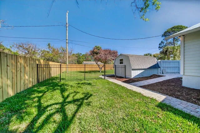 Residence photo 14