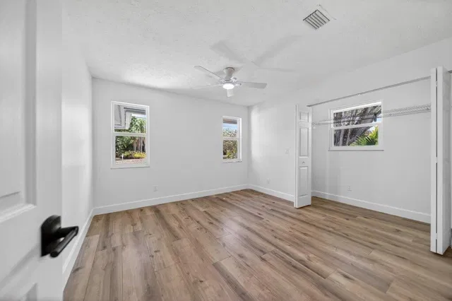 Residence photo 18