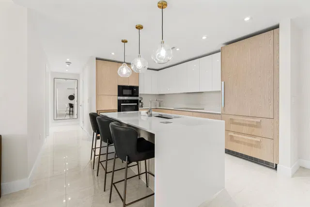 Amrit Ocean Resort & Residences Unit 1604 photo 4